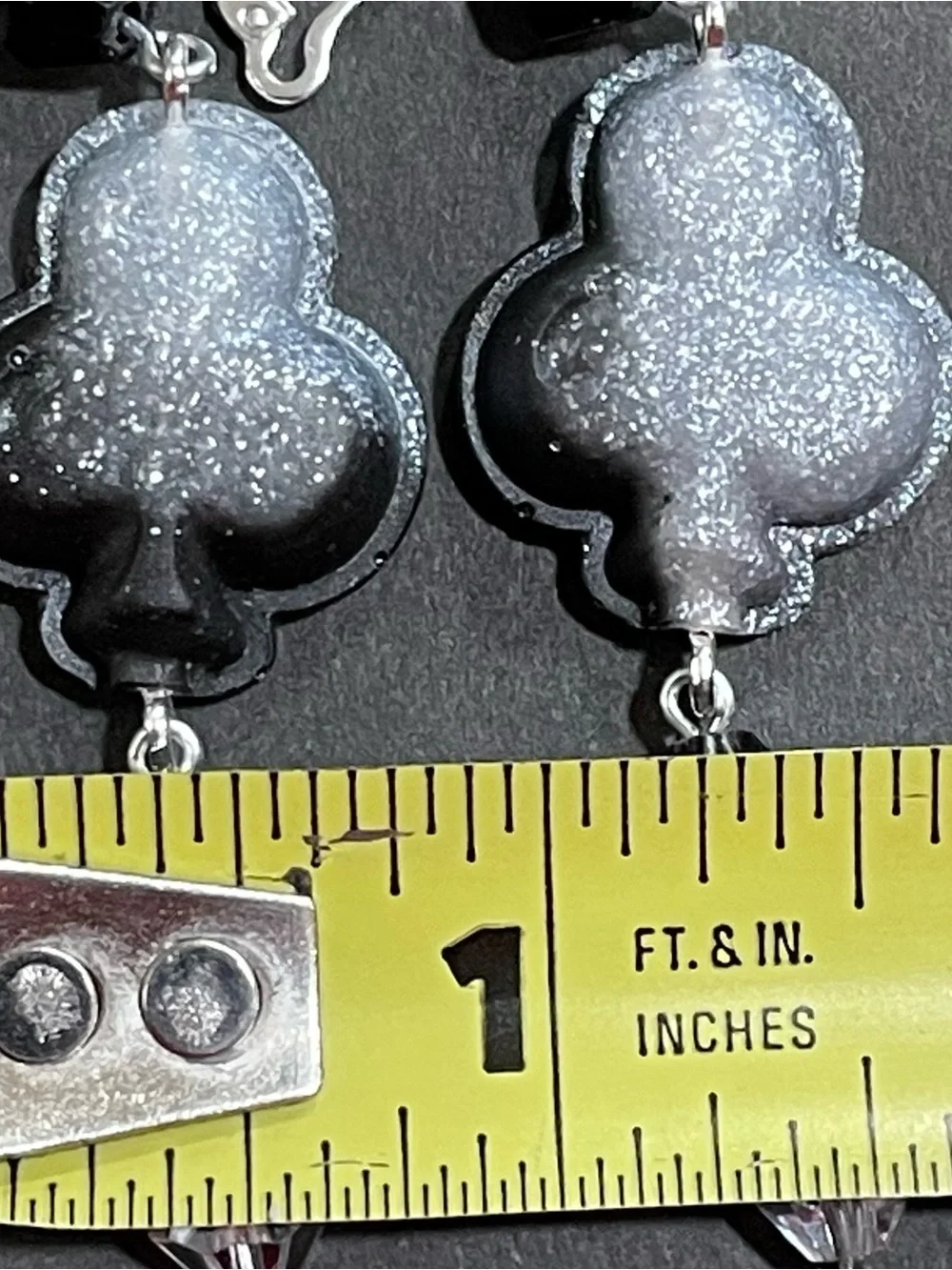 Twisted Wonderland Inspired Groovy Candy Earrings Trey Clover (Nightmare Suit)